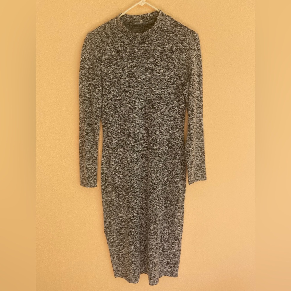 Women’s Charlotte Russe Fall/ Winter Long Sleeve Dress, Size Large, Stretch